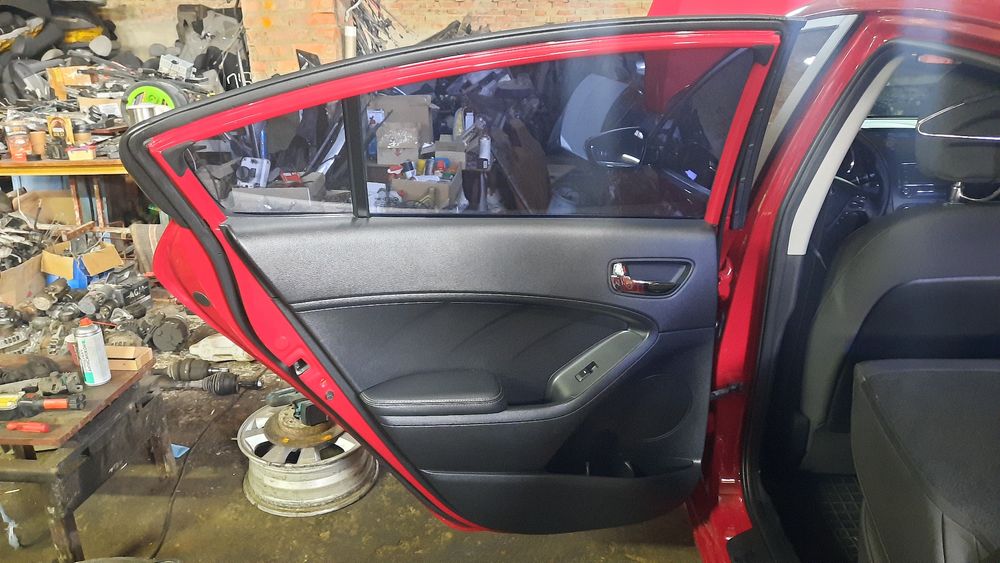 Двері двери kia киа кіа cerato/forte оригінал 2013-2016 ідеал