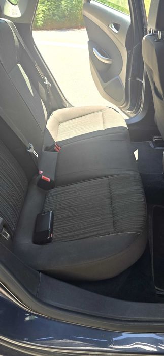 Opel Astra — fotografia 6