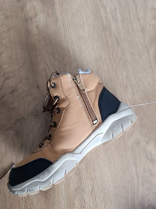 Buty jesienne ocieplane rozm 33