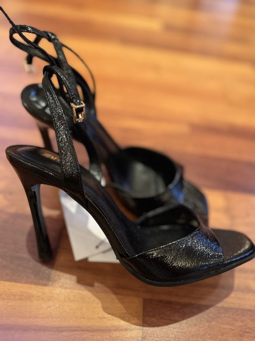 Босоніжки Zara зара нові з біркою