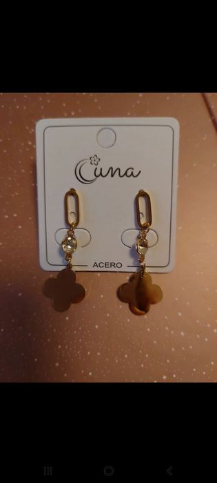 Brincos lindos qualidade
