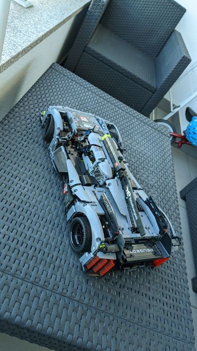 PEUGEOT 9X8 24H Le Mans Hybrid Hypercar technic de 1775 peças