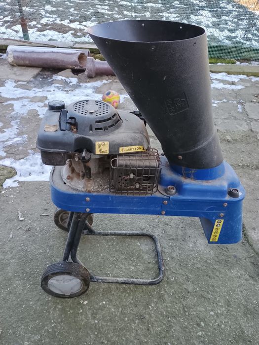 rozdrabniacz do gałęzi spalinowy