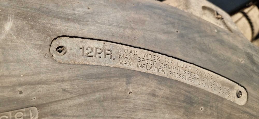 16.9-24, 440/80-24, 460/70r24 460/70-24 Solideal camso 70% bez napraw