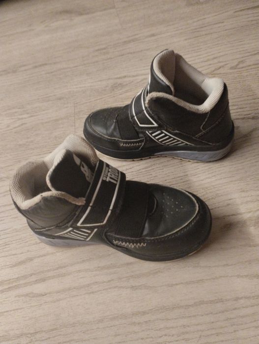 Star Wars buty roz. 28