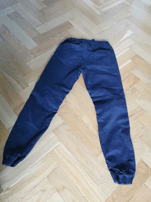 Spodnie bawełniane Carry Kids 140 cm