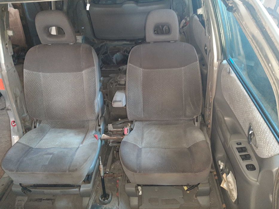 Продам кузов по запчастям Mazda Premacy 99-2005г.