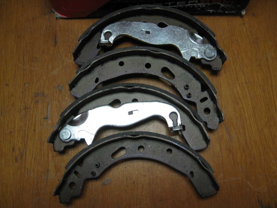 Колодки задние Форд Фиеста, 6  Мазда 2