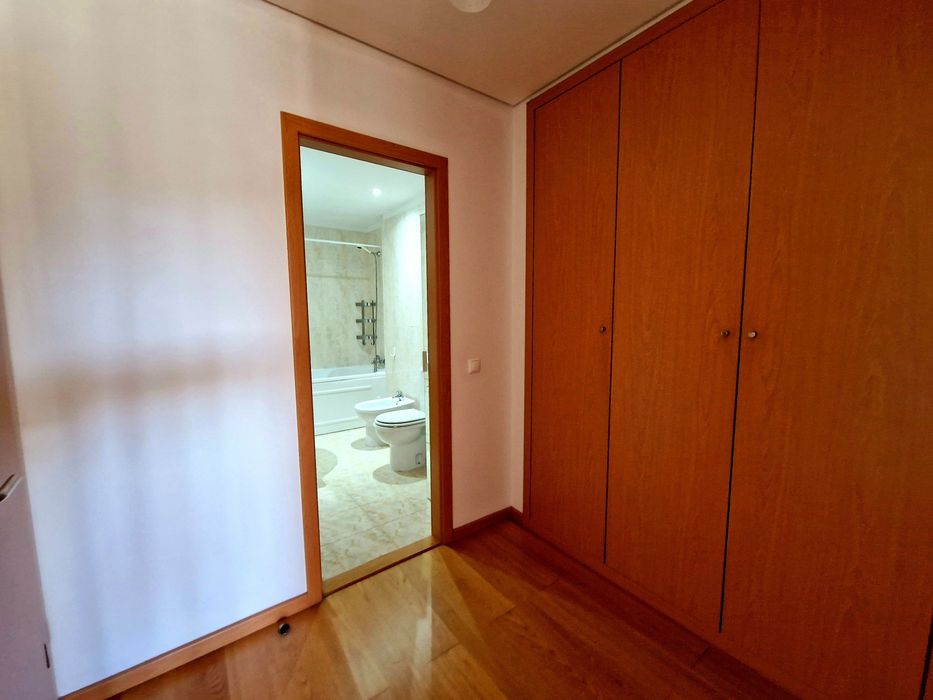 Arrenda se apartamento T3 mobilado Sever  Vouga