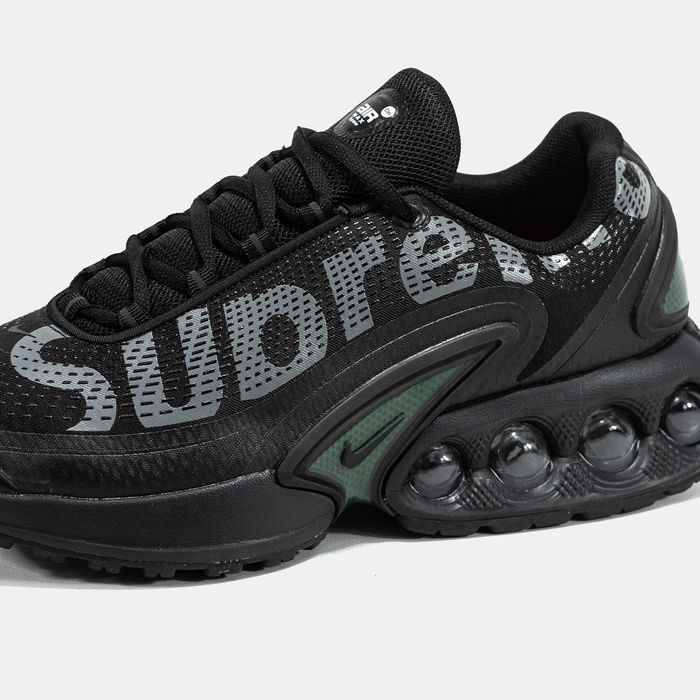 Кросівки  Nike Air Max DN x Supreme Classic premium