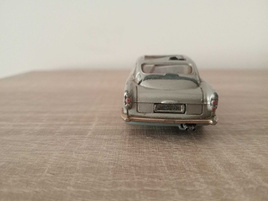 Miniatura James Bond