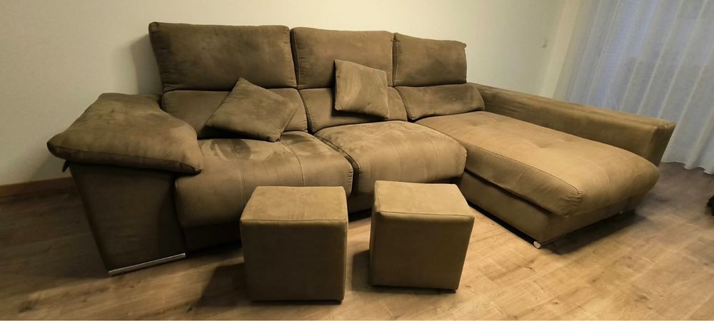 Sofá 3 lugares c/ chaise longue (assentos deslizantes + reclinável + baú + 2 puffs)