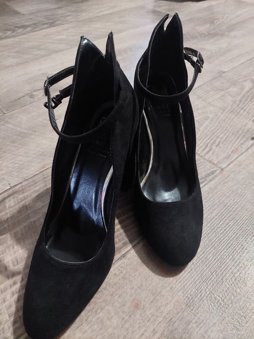 Продаю замшеві туфлі. Туфлі на каблуке