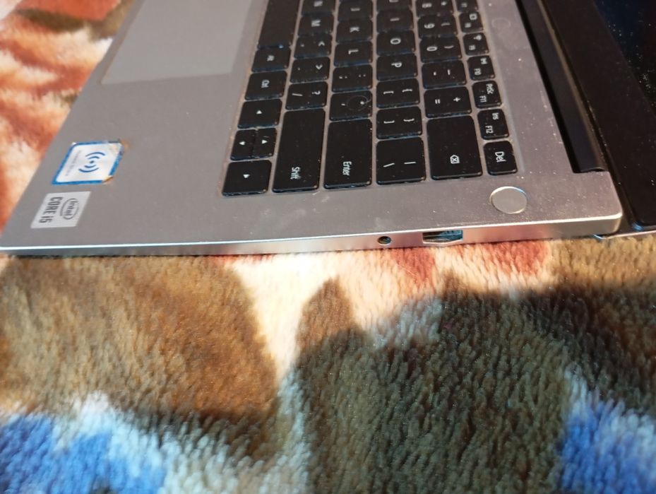 Huawei model NbB-WAH9Q