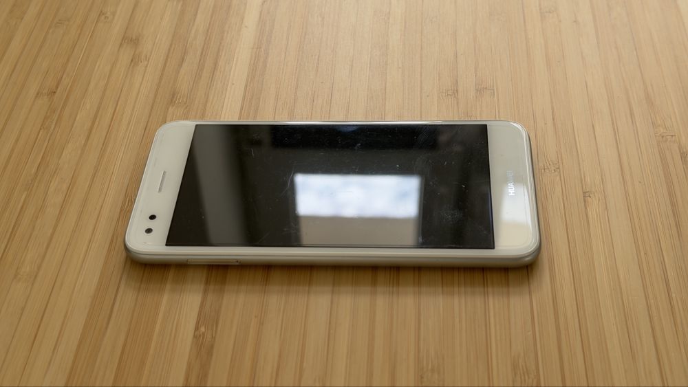 Huawei SLA-L22 jak nowy IGŁA! z oryginalną folią na ekranie.