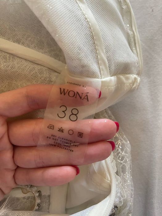 Весільна сукня довга