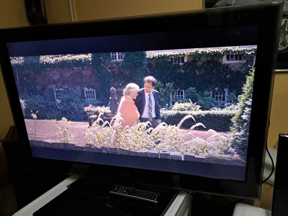 Telewizor TOSHIBA 46 cali