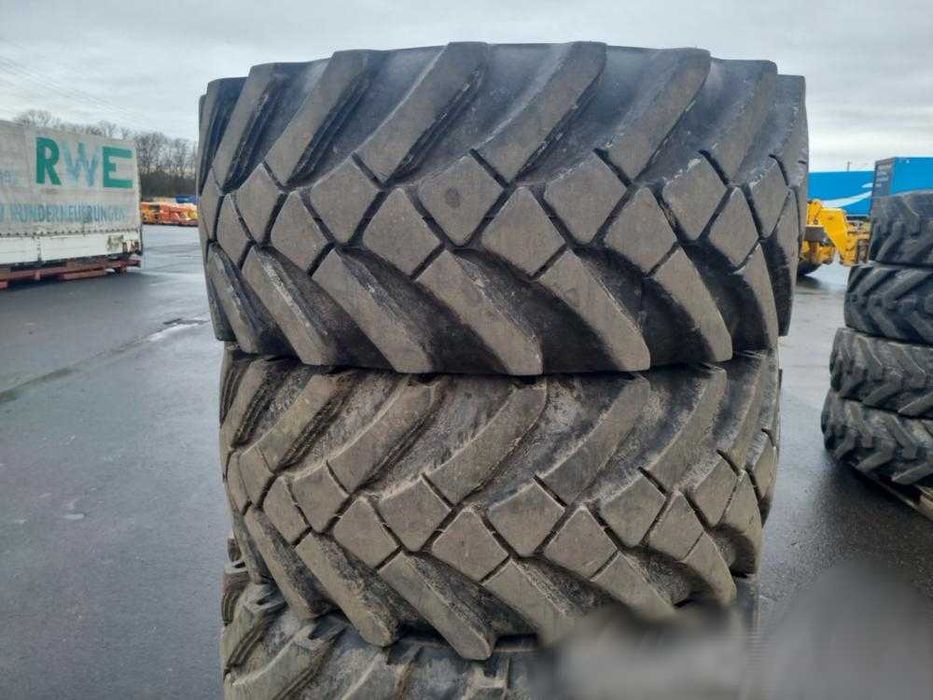 Opona 405/70R20 405/70-20 16/70-20 16/70R20