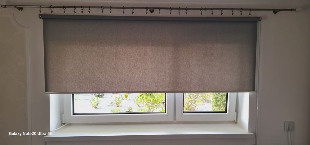 Roleta wolnowisząca