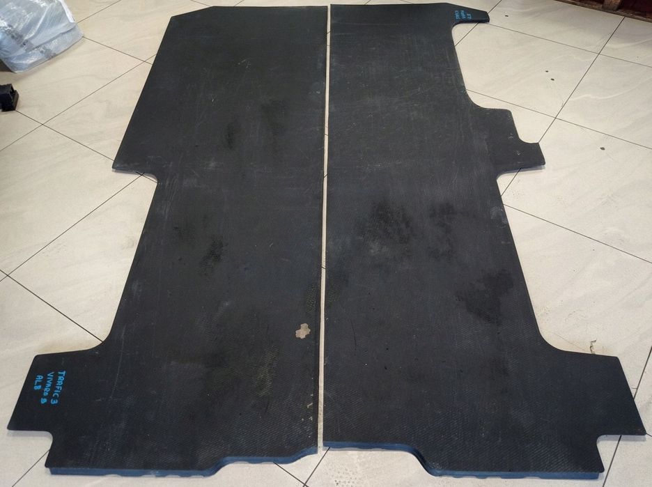 PODŁOGA WYKŁADZINA TRAFIC 3 III VIVARO B KRÓTKI L1