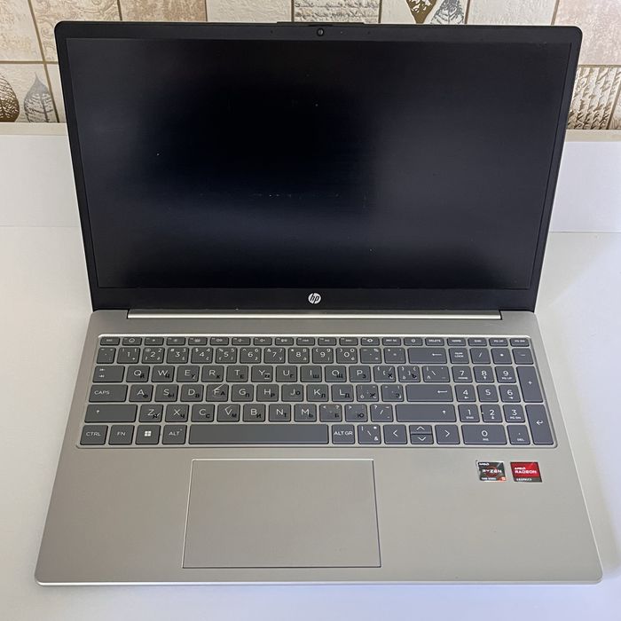 Ноутбук  HP