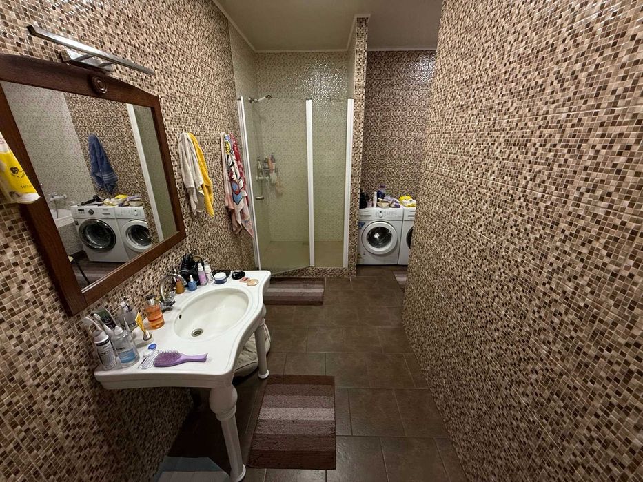 Будинок 203 м2 з євроремонтом. Супер ціна. 25 соток. Сад. Тераса