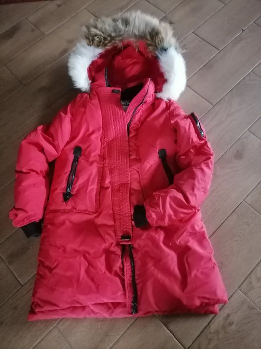 Продам зимовий класний пуховик