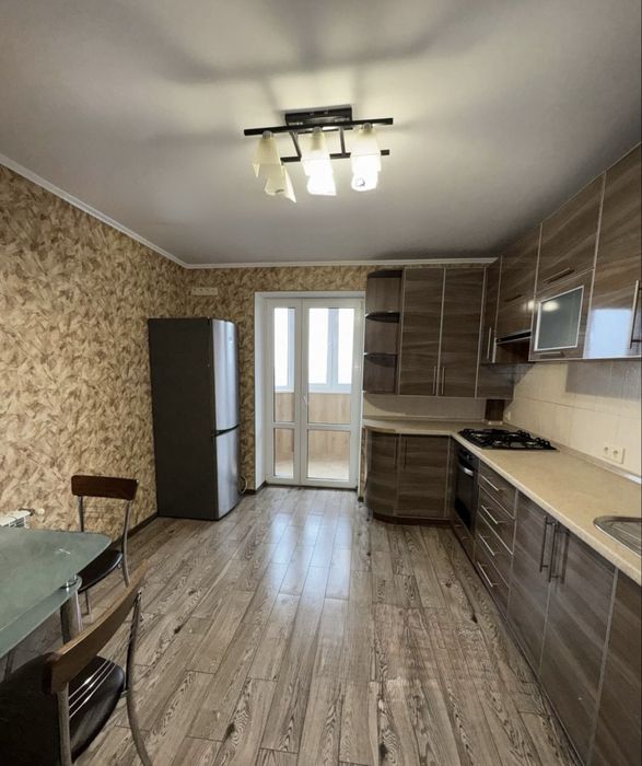 Поділ. Здається 1-кімнатна квартира