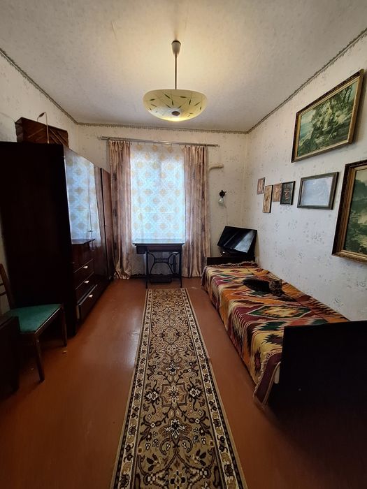 Продам частину будинку вул. Соборності