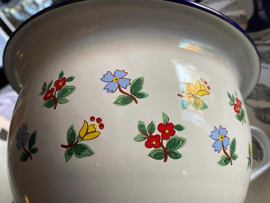 Bacio /penico esmalte vintage flores