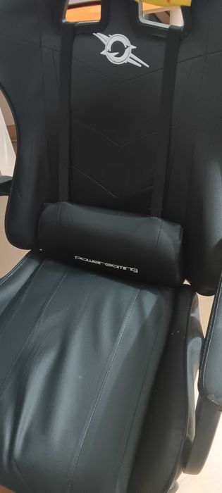 Cadeira gamer semi nova