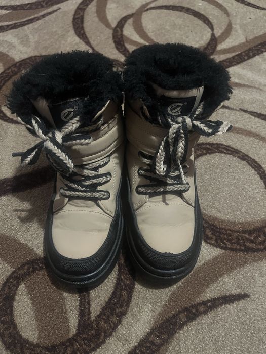 Чобітки для дівчинки 32розмір