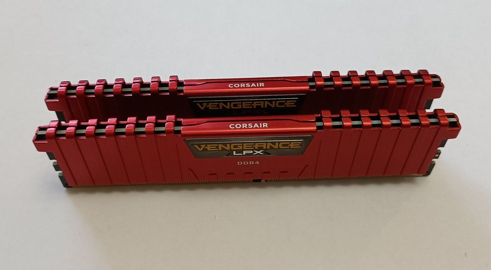 Corsair Vengeance LPX RED 2x8GB (16GB) DDR4 2400MHz CL14