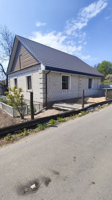 Продаж будинку в Довжику!