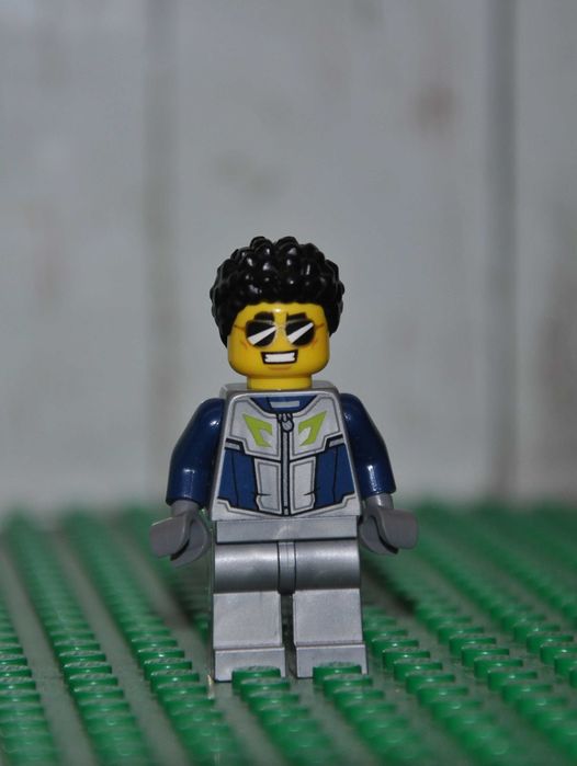 F1877. Figurka LEGO Town - cty1329 Duke DeTain