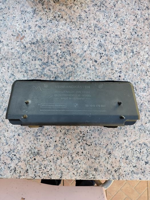 Caixa Primeiros socorros BMW