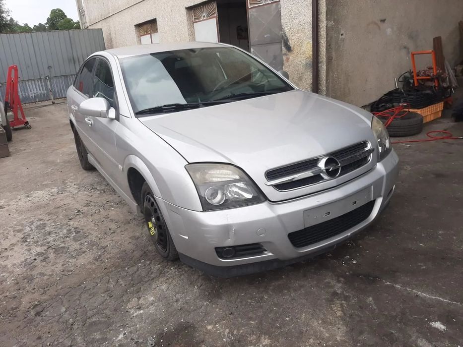 Opel Vectra GTS para peças