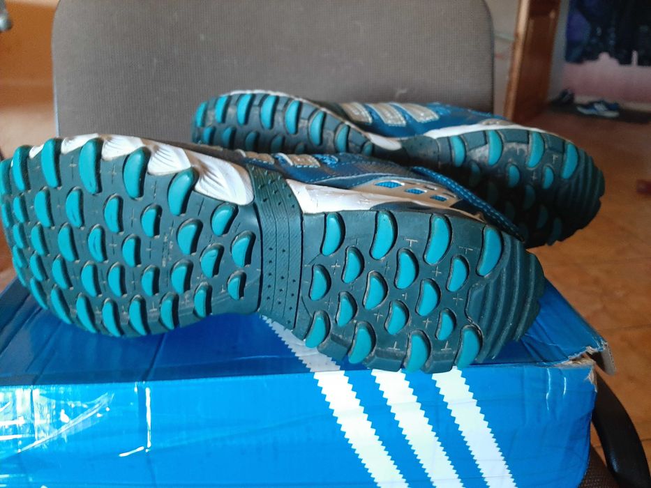 Adidas Kanadia Oryginalne supermodel na lato rozm 45.:2/3 285mm