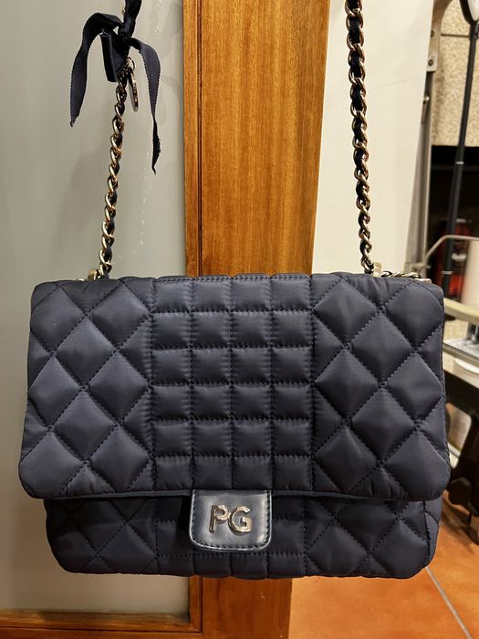 Carteira Purificacion Garcia