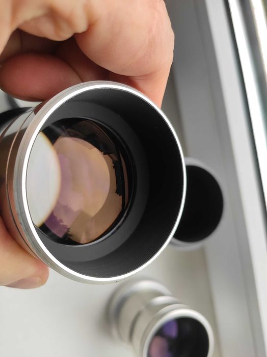 Два объектива Leica Elmaron 2,8/150 mm и Leica Hector 2,5/100 mm.