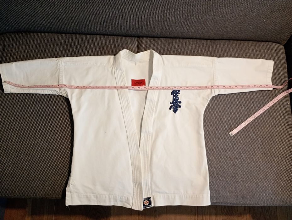 Kimono karatega kiyokushinkai rozm 130 cm wzrostu