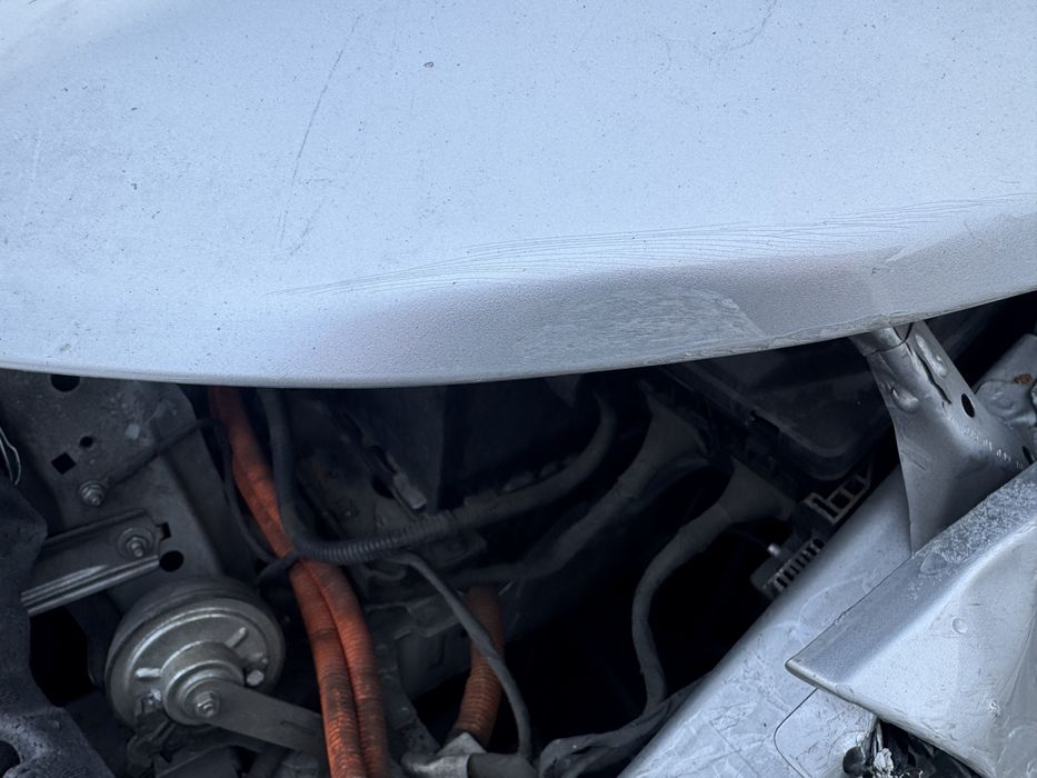 Капот Chevrolet Bolt EV