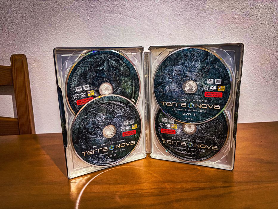 Terra Nova Steelbook