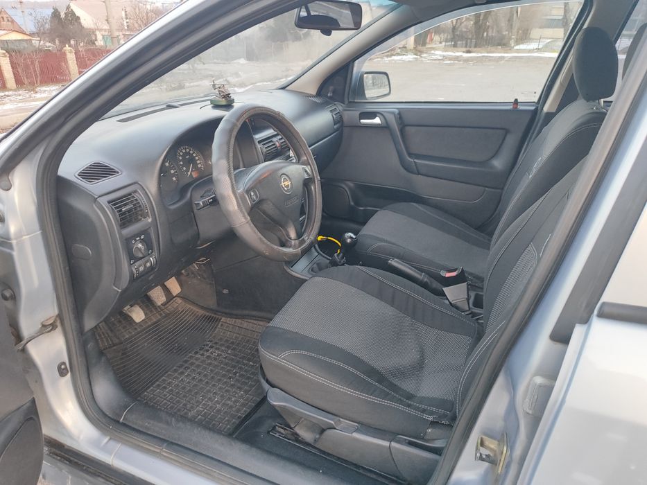 Opel Astra G 1.6 бензин 2002 года