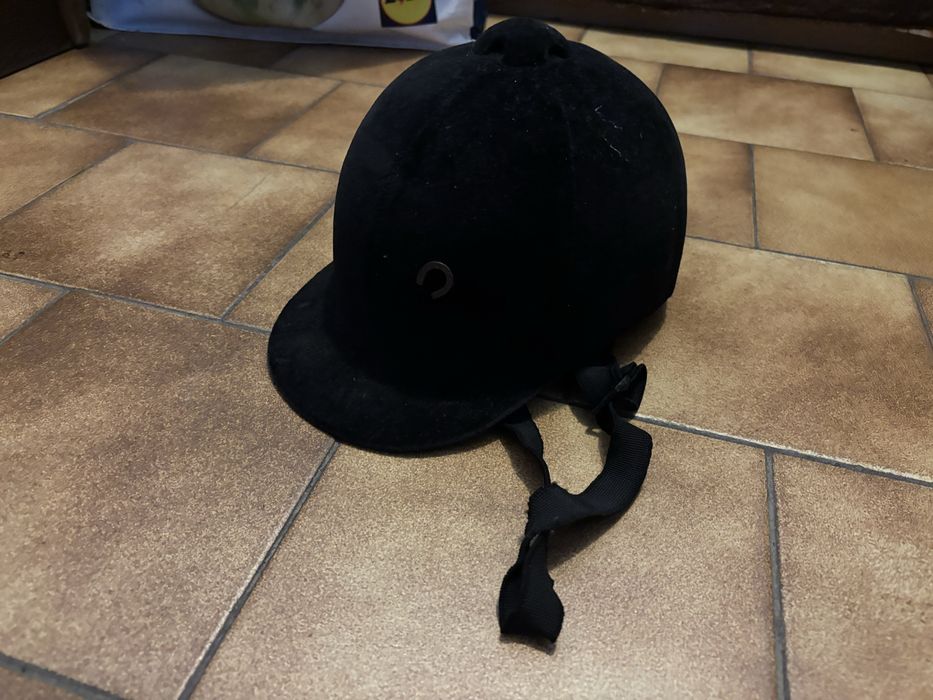 X2 Toczek / kask na konie. Czarny dziecięcy
