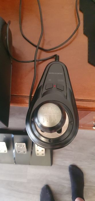 Conjunto de volante Mars Gaming
