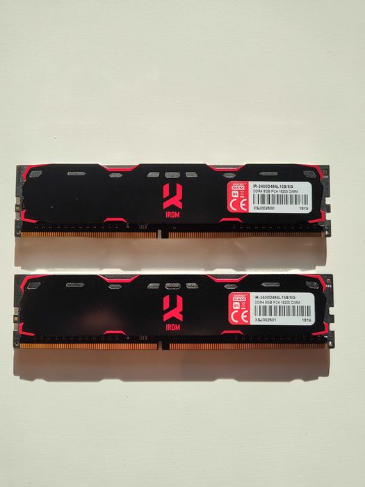 Pamięć RAM DDR4 Goodram 2x8GB 2400MHz razem 16GB