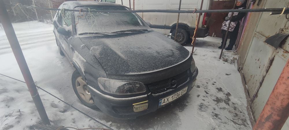Opel omega b 2,0 x20xev 1994г(газ/бензин)