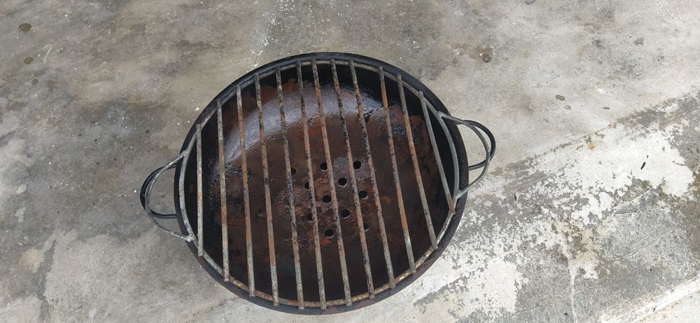 Grelhador carvão 30x30cm