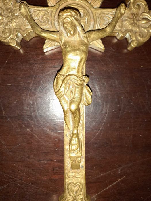 Cruz Vintage de parede com Jesus Cristo